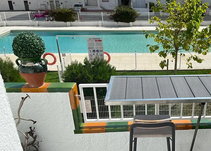 Le Canola Empuriabrava Port - 45M2 - Vue Piscine - Plage Centrale 500M- Parking Prive Gratuit