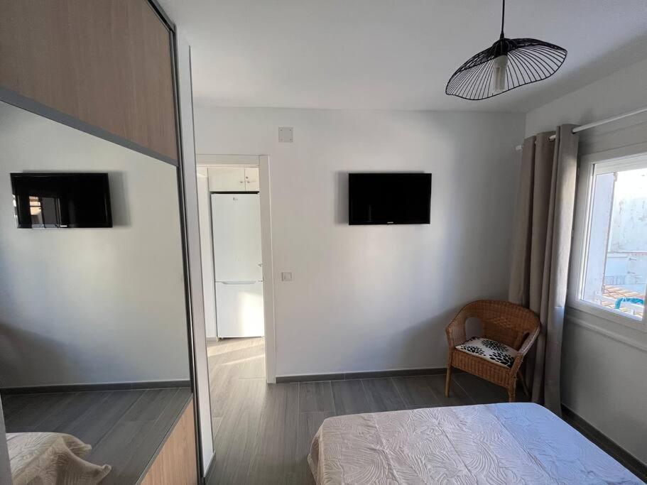 Le Canola Port - 45m2 - Vue Piscine - 500m- Parking Prive Gratuit Apartment *