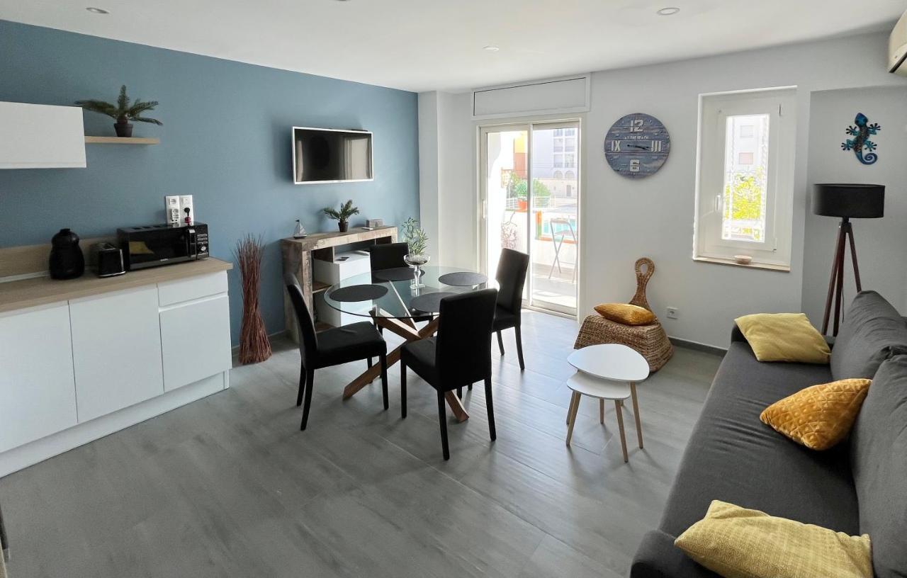 Apartment Le Canola Port - 45m2 - Vue Piscine - 500m- Parking Prive Gratuit